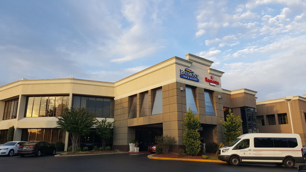 Baymont By Wyndham Fayetteville Fort Bragg Area Esterno foto