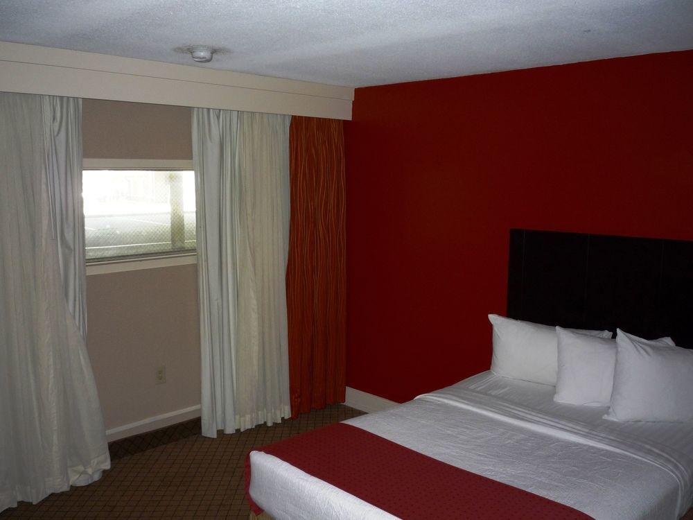 Baymont By Wyndham Fayetteville Fort Bragg Area Esterno foto