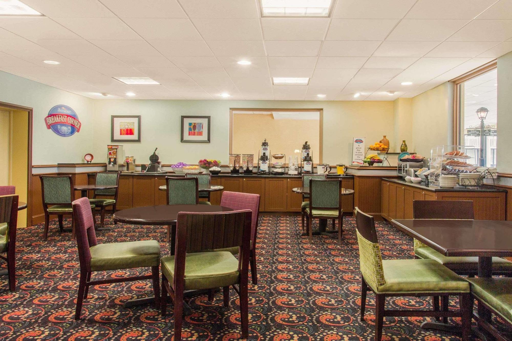 Baymont By Wyndham Fayetteville Fort Bragg Area Esterno foto