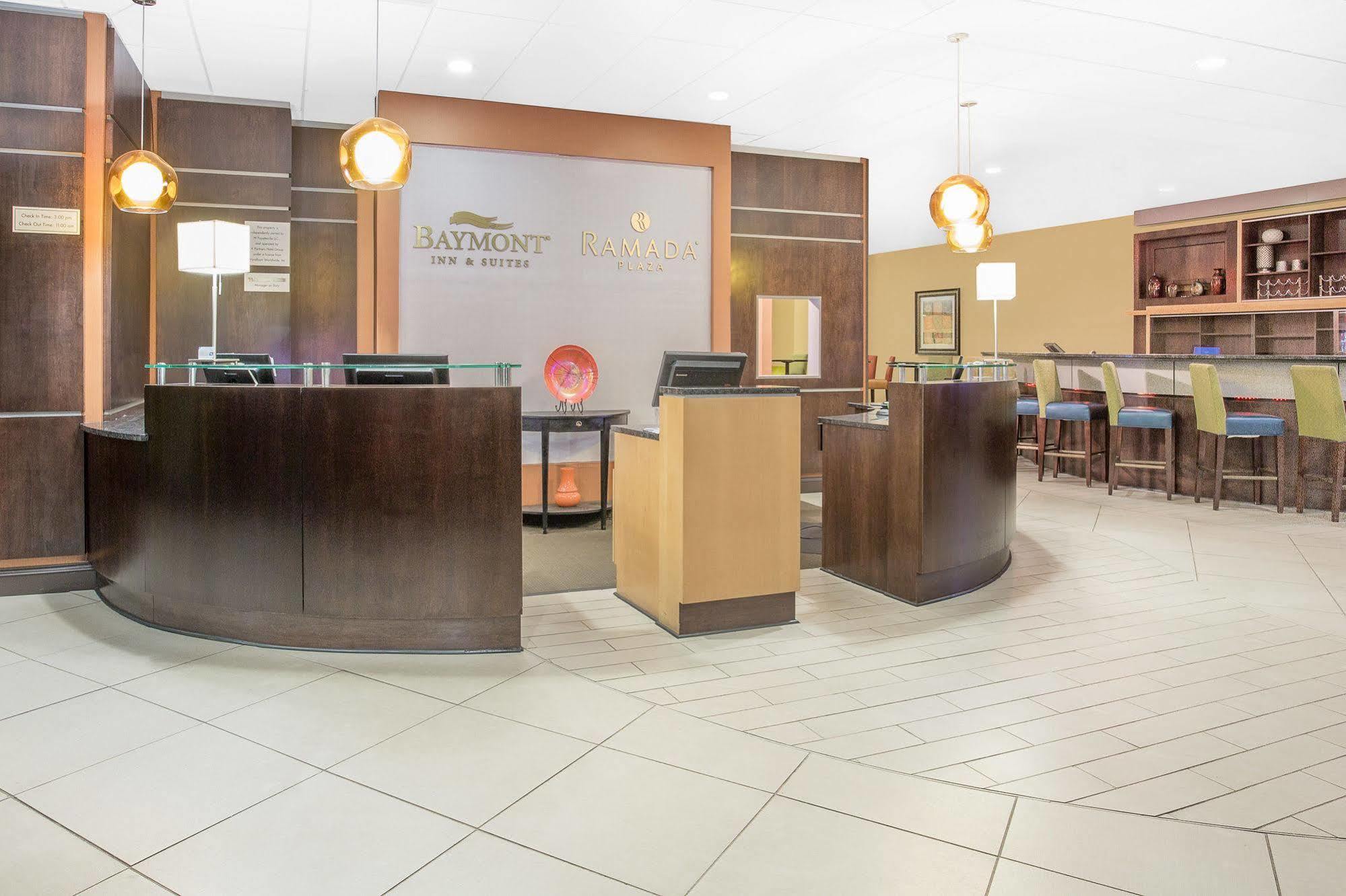 Baymont By Wyndham Fayetteville Fort Bragg Area Esterno foto